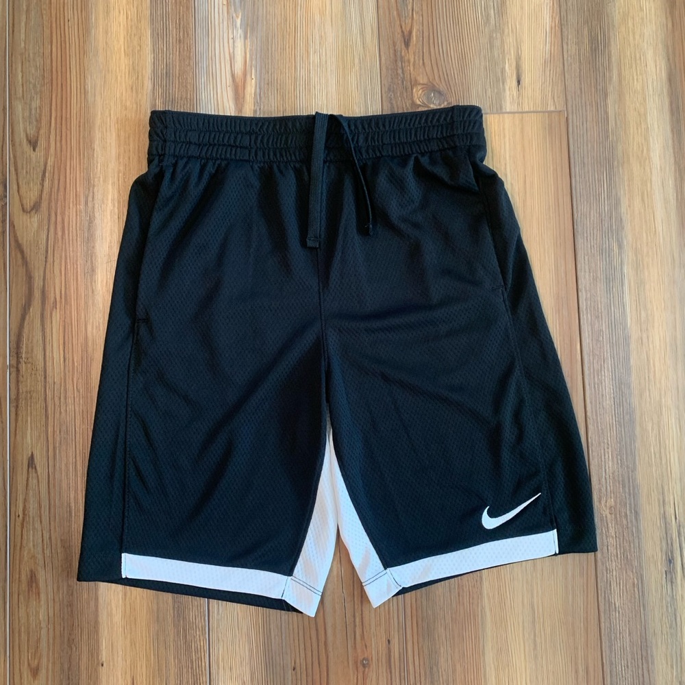 Boys Nike shorts